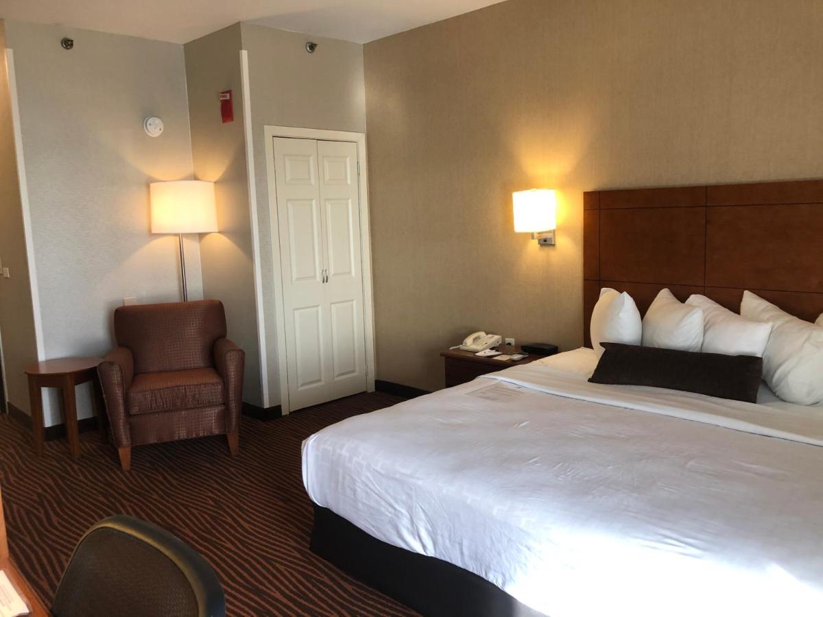 Western Executive New Haven-west Haven